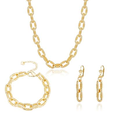 China High Quality Hip Hop 2022 Style Men And Women Jewelry Set Clavicle Gold Plated Brass Choker Clip Big Thick Chain Necklace 14K Chain Necklace for sale