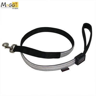 China Wholesale 1200*25mm Double Reflective Nylon Fiber Optic Leash Safe Dog LED At Night for sale