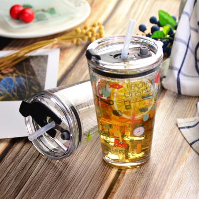 China CLASSIC Hot Sale Pint Glass Juice Glass Cup Drinking Water Mug With Lid And Straw for sale