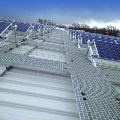 China Commercieel van het de Steunenaluminium van het Zonnepaneeldak Opzettend Gestabiliseerd Zonne het Dak Opzettend Systeem Tegel Te koop