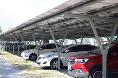 China On/Off van het Zonnepaneelcarport van het NetKoolstofstaal Opzettende Structuur Te koop