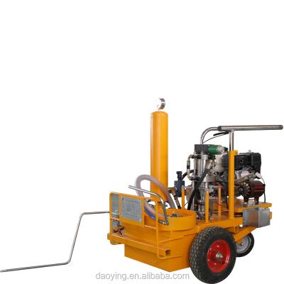 China Reliable Self Propelled Paint Road Marking Machine Cold Line Striper for sale