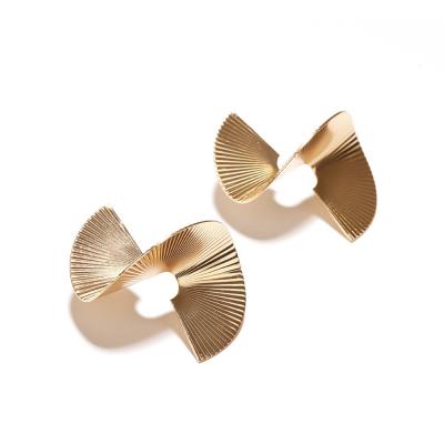 China Geometric Punk Stud Earrings Finding Gold Earring Pins Exaggerated Alloy Earrings Shape Punk Ear Studs Shape Jewelry 2021 for sale