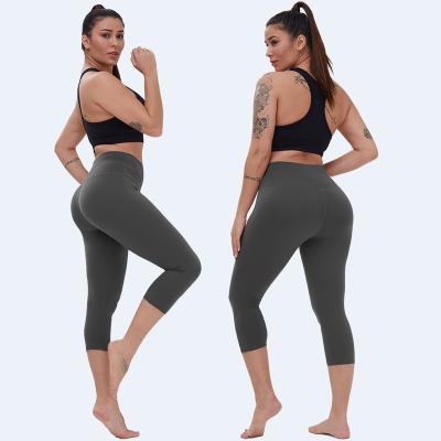 China Gray Capris Summer Gaiters Custom Made Solid Breathable Dark Colored Women Sports Workout Fitness Women Gaiters for sale