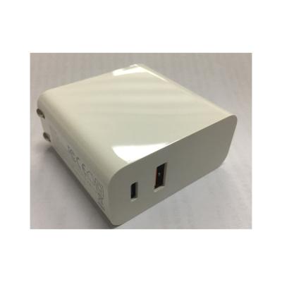 China Convenient Hot Sale Support Mobile Phones Adapter Various USB Phone Charger Travel Quickly for sale