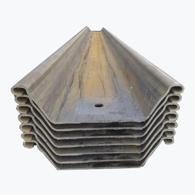 Chine Largeur en acier laminée à chaud en U 770mm de piles de feuille Az13-770 12 mètres de longueur à vendre