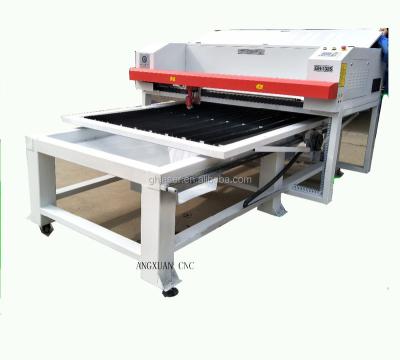 China Laser Engraving Cheap China MDF Leather Wood Paper CO2 CNC Laser Engraving Machine Price for sale