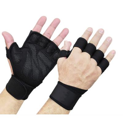 China Athletes Ventilated Gym Ventilated Silicon Palm Padding Gym Workout Gloves for sale