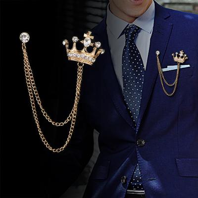 China Skull 2021 Best Seller Gold Plated Color Suit Crown Formal Designer Brooch for sale