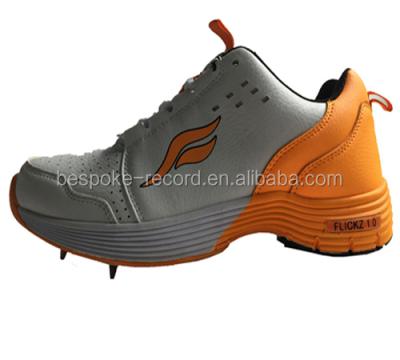 China PU/Kintting/TPU One Grip Cricket Shoes Invovation Cricket Nails Shoes for sale