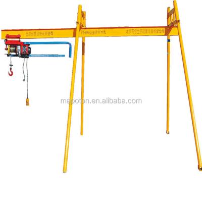 China Farm 4 Pillar Small Mini Floor Crane Roof Hoist Pickup Lift Crane for sale