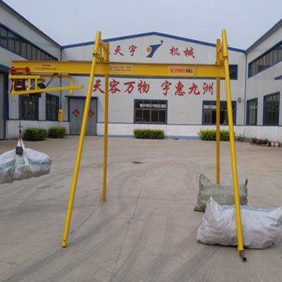 China Africa Popular Petrol Gasoline Mini Crane Monkey Crane Mini Farm Lift Construction Hoist / Winch for sale