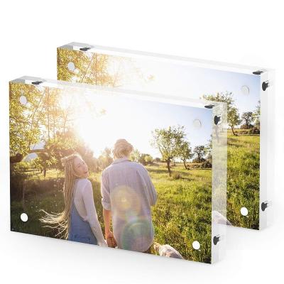 China Recyclable Acrylic Picture Frame Magnet Photo Frame 	Magnetic Acrylic Frames for sale