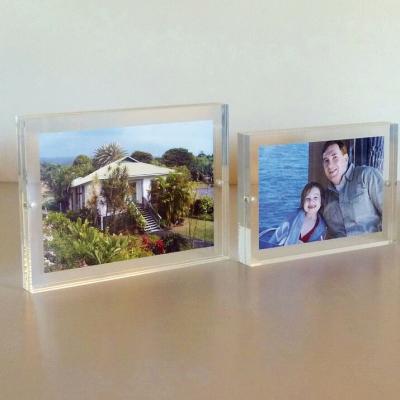 China Custom Recyclable Acrylic Picture Frame Photo Frame 	Magnetic Acrylic Frames for sale