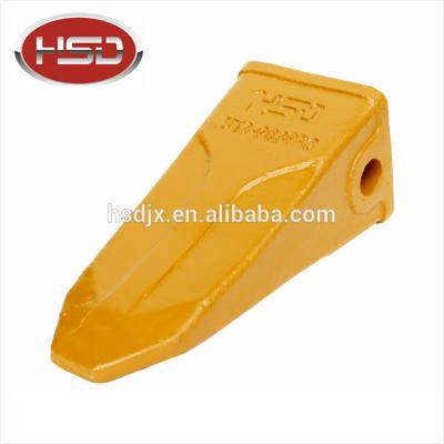 China Doosan piezas de excavadora piezas de caja excavadora dientes de cubo punto perno en el cubo dientes de cubo punta DH280 2713-9038RC en venta