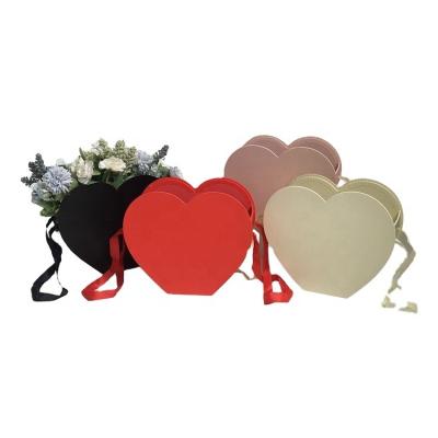 China Handmade Simple Heart Shaped Flower Gift Box for sale