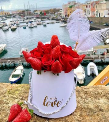 China Handmade Solid Color Bronzing Round Word Flower Conical Hug Bucket Round Bucket 3 Piece Flower Box Gift Box With Rope for sale