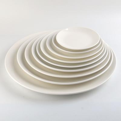 China Cheap Sustainable Wholesale 5 Inch Plain White Round Ceramic Porcelain Bread Cake Dish for sale