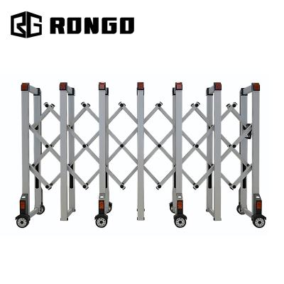 China Rongo Lightweight Mobile Crowd Control Driveway Barrier Retractable Barrier for sale