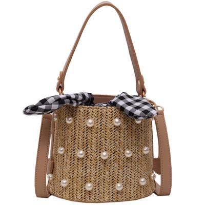 China New Fashion Style Bucket Girl Tote Set Beach Shoulder Straw Bag With Pearl for sale