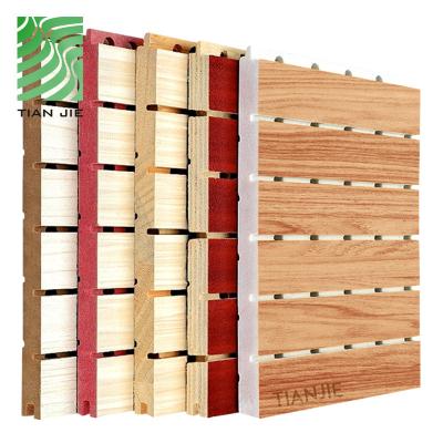 Cina Tianjie Fireproof and Eco-Friendly Acoustic Panels Fireproof Acoustic Wall Wooden Grooved Slat Acoustic Panels for Theater in vendita