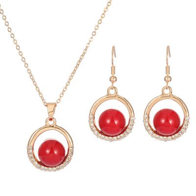 China High-grade explosion jewelry set European and American necklace set round diamond exquisite cavity alloy pearl necklace and earring jewelry set for sale