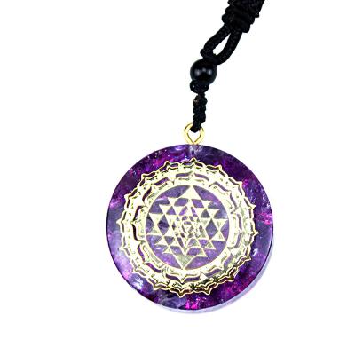 China Europe Wholesale Amethyst Orgonite Pendant Gemstone Crystal Round Shape Orgone Pendant Necklace for sale