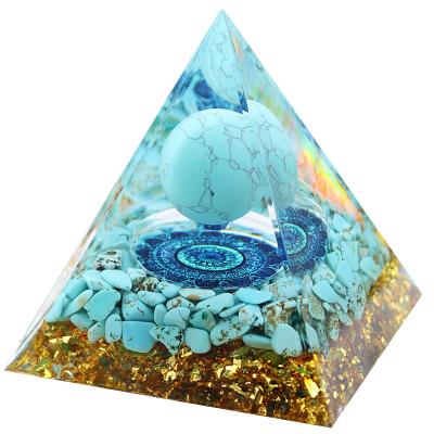 China Europe Wholesale Turquoise Crystal Energy Orgone Pyramid Crystal Crafts Healing Chakra Orgonite Pyramid for sale