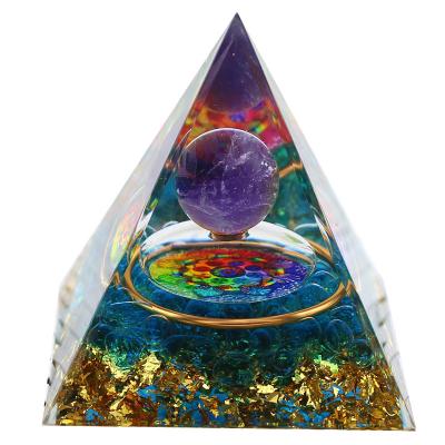 China Europe Wholesale Energy Orgone Organite Pyramid Crystal Crafts Gift Healing Chakra Yoga Meditation Pyramids for sale