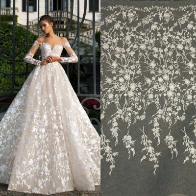 China Viable Pure White Ivory Wedding Dress Flower Twig Lace Fabric Embroidered Lace Up Mesh Fabric Flower Embroidered Lace Fabric for sale