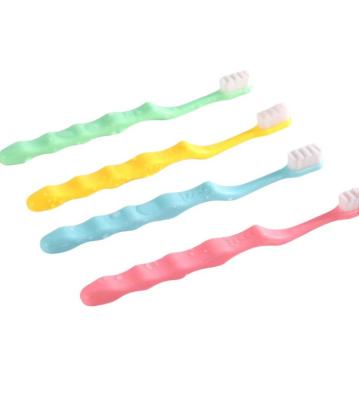 China One-piece implant One-piece flocked metal-free bristles High-density soft bristles Family Toothbrush for sale