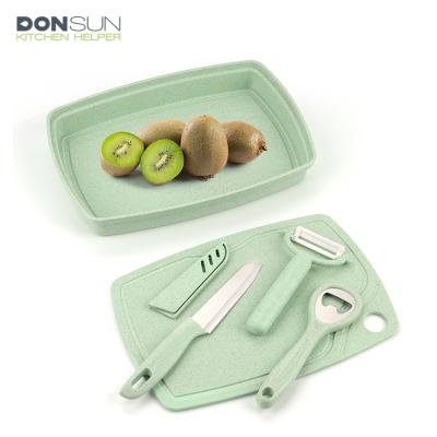 China Sustainable High Quality Straw Cutting Cutting Board with Tray and Peeler, Knife, Opener for sale