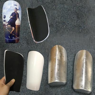 China 3D Sublimation Soccer Blank Leg Shin Guard Case Printing Mold Adult Plastic Plastic L Size for sale