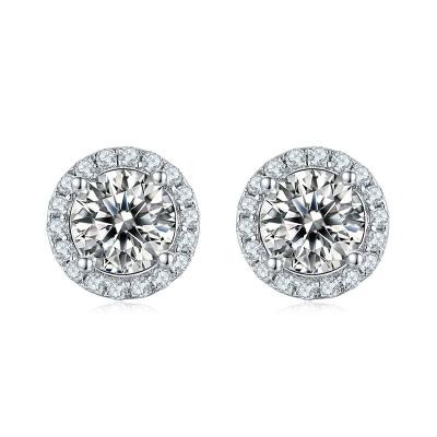 China CLASSIC Pure Solid 18k Gold Round D Cut Brilliant Color 0.5 1 CT VVS Cute Design Women Small Diamond Moissanite Stud Earrings for sale