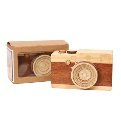 China 2019 Natural Unique Wooden Crafts Creative Design Wooden Solid Wood Camera Music Box for sale