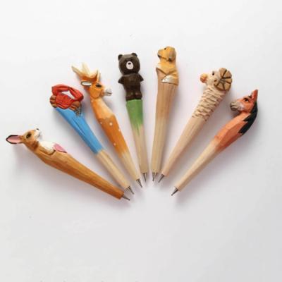 China Wooden Gift and Craft Carve Pen Chinese Elements Painted Hand-Carved Wooden Carve Pen Christmas Gift for sale