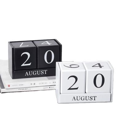 China DIY Wooden Material Creative Design Table Calendar Hot Selling Wooden Calendar for sale