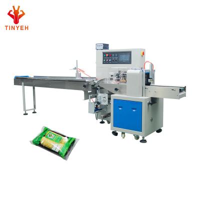 China High Efficiency Automatic Carrot Ginger Cucumber Mushroom Squash Basil Bean Sprouts Sweet Corn Packing Machine with Tray for sale