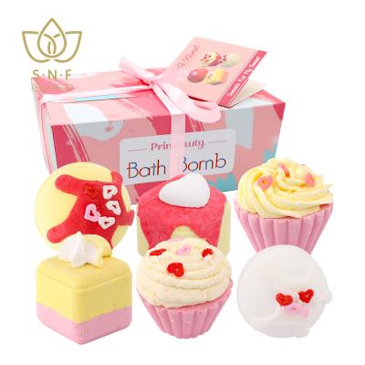 China Wholesale Natural Essential Oil Cake Dessert Gift Box Handmade Bath Bomb Kinder Bath Ball Bath Bomb for sale