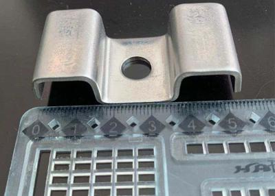 Cina industrial steel grating steel grating clips bar grating saddle clips  stainless steel saddle clips in vendita