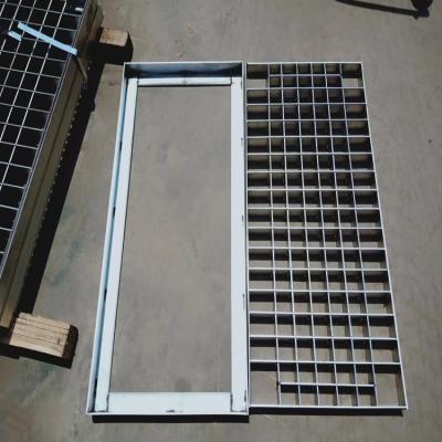 China Steel Structure Drain Grill Trench Gutter Rain Water Cover Drainage Grating Te koop