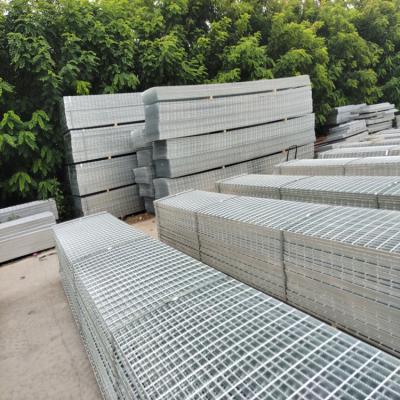 China 253/30/100 Carbon Hdg Steel Grating Rainwater Drainage for sale