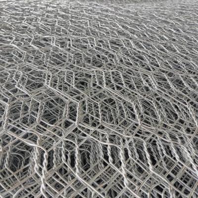 中国 Twisted Weaving Type Gabion Wire Mesh With 220-300g/M2 Zinc Coating 販売のため