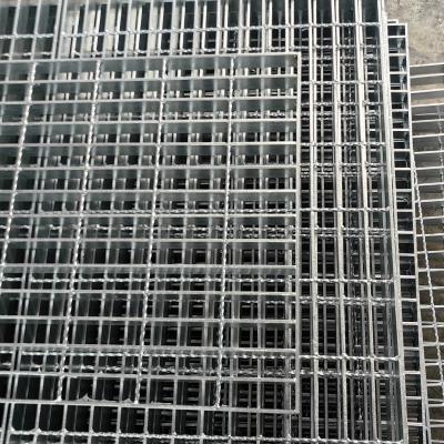 China Machine Pressure Welded Flat Steel Grating / Gully Grating Modern Style Steel Floor Decking Grating en venta