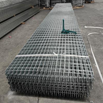 China Polished Surface Stainless Steel Weave Mesh Fabric Distributor For Various Applications for sale