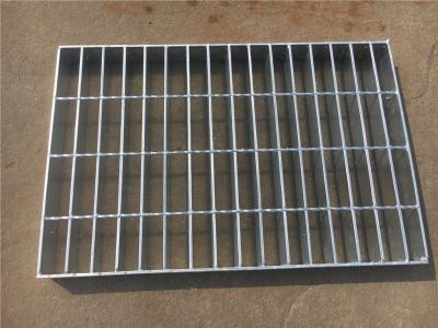 China Welded Floor 32x3 Industrial Steel Grating For Platform for sale
