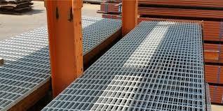 China Flooring Grid Plain Bar Galvanised Steel Grating For Platform for sale