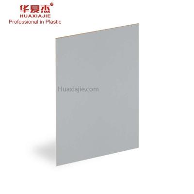 China Kundenspezifische Farb-PVC-Schaumplatte, flache Oberfläche, 1220 x 2440 mm zu verkaufen