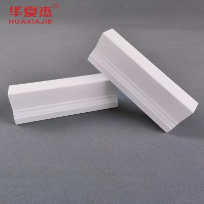 China Molde decorativo del ladrillo de los moldeados/los 7ft del PVC del impermeable blanco para la decoración en venta