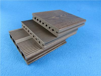 Chine Plancher en bois composé de Decking de PVC de café de plancher de Decking de PVC antimousse à vendre